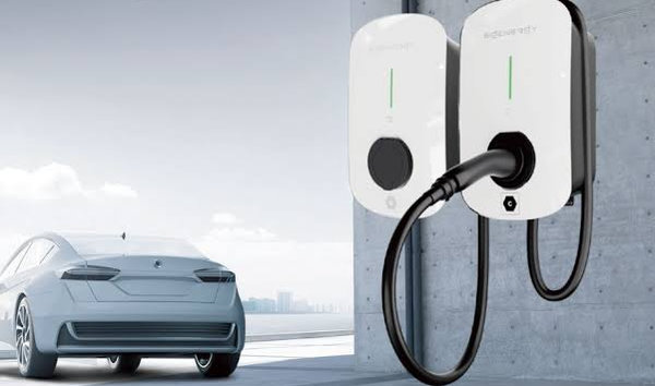 DC Fast Charger vs Level 2 Charger: Which One Should You Install First?